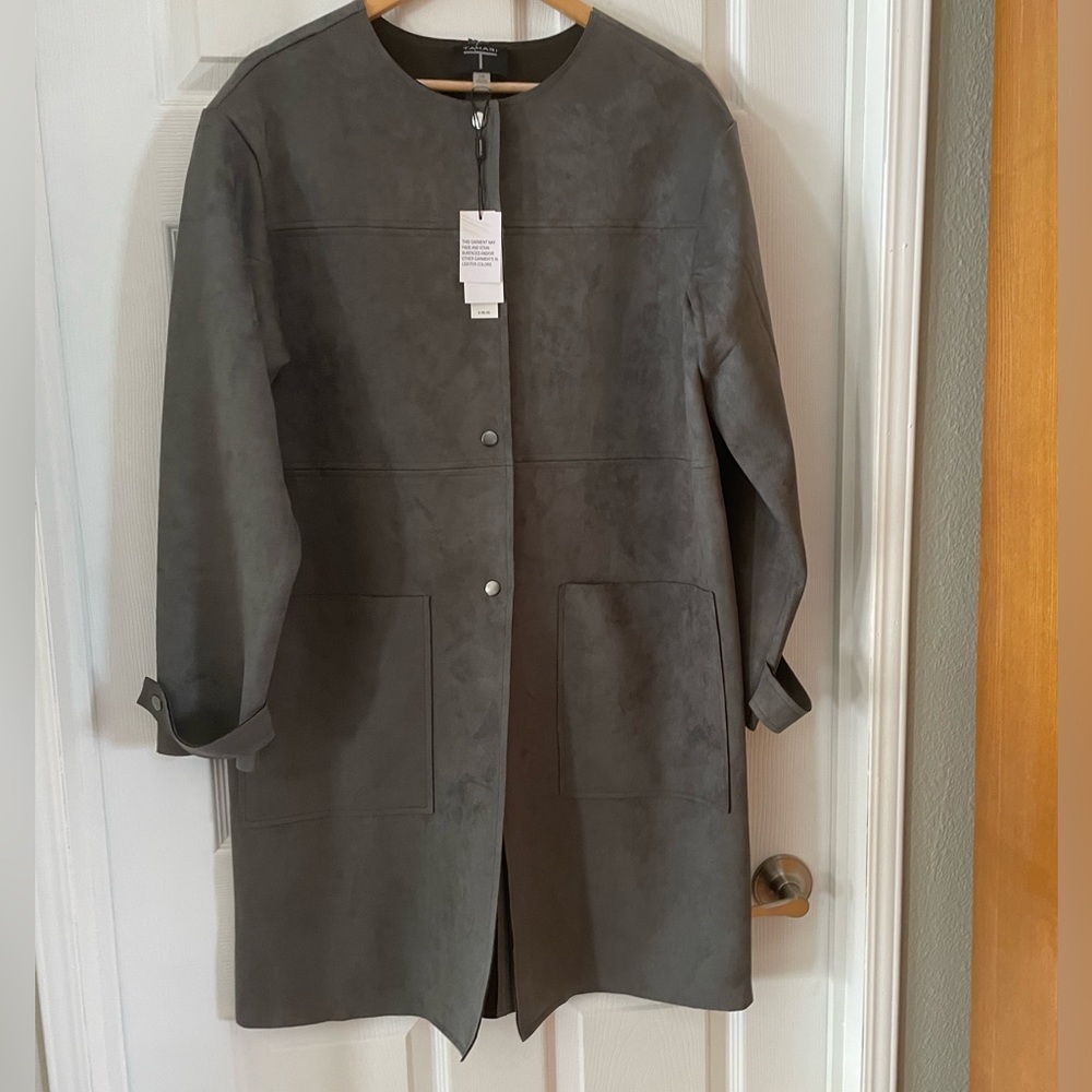 Tahari faux suede three quarter length coat.Buttery soft dove grey.size 12 new